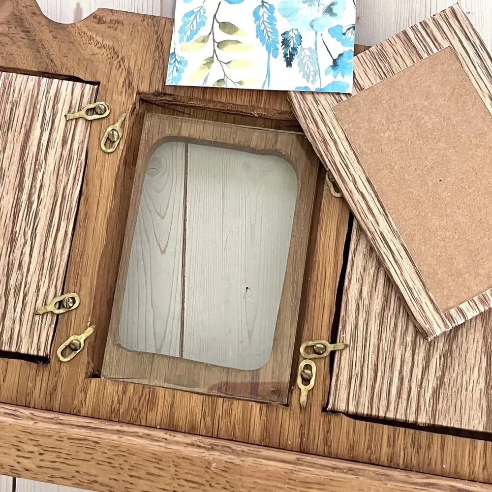 Vintage Triple-Opening Carved Oak Wood Desk Tabletop Photo Frame 2.25x3